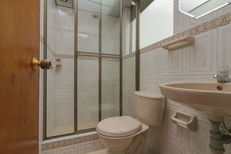 Apartamento de 6 alcobas en venta en Chapinero, Bogotá, 430 m² · foto 16 de 24