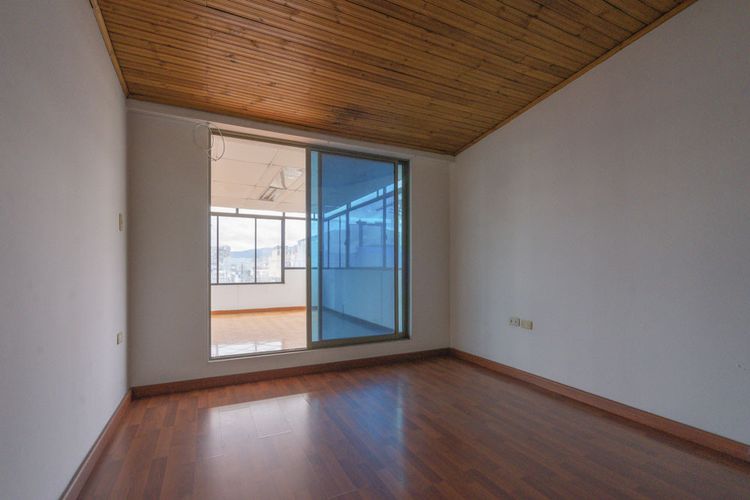 Apartamento de 6 alcobas en venta en Chapinero, Bogotá, 430 m² · foto 18 de 24
