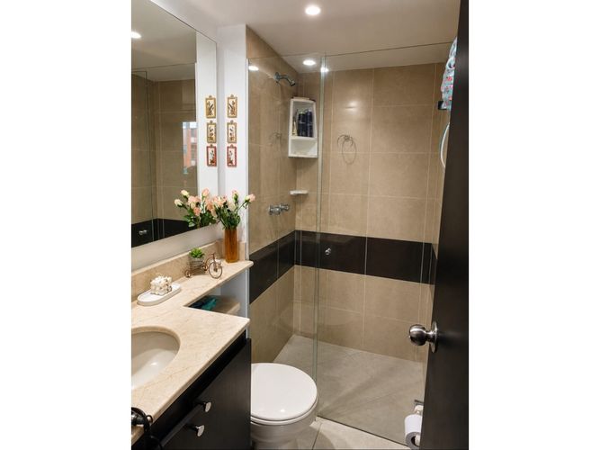 Apartamento de 3 alcobas en venta en La Pilarica, Medellín, 77 m² · foto 11 de 12