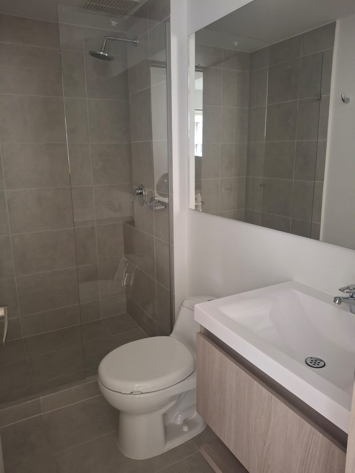 Apartamento en arriendo en El Portal, Envigado · foto 6 de 16