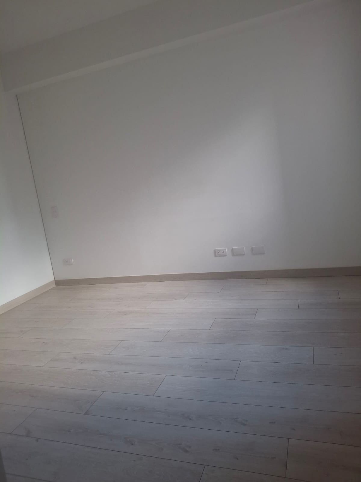 Apartamento en arriendo en El Portal, Envigado · foto 10 de 16