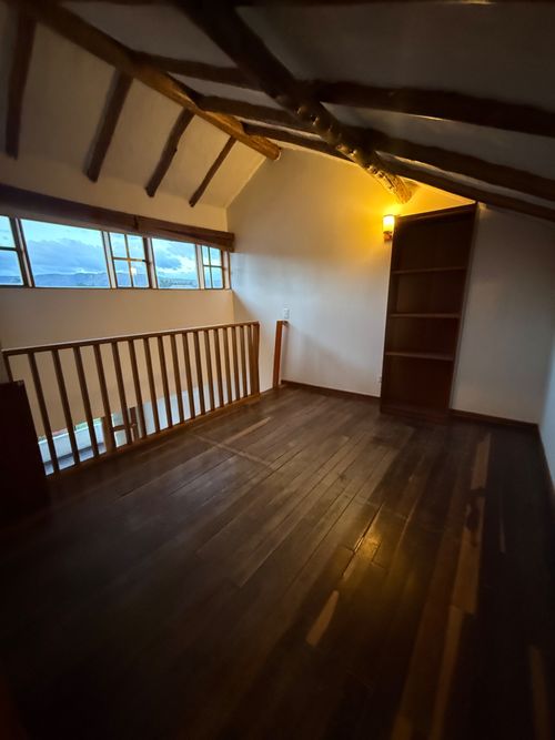 Casa de 4 alcobas en venta en San Jose De Bavaria, Bogotá, 250 m² · foto 8 de 24