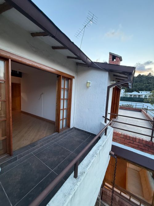 Casa de 4 alcobas en venta en San Jose De Bavaria, Bogotá, 250 m² · foto 22 de 24