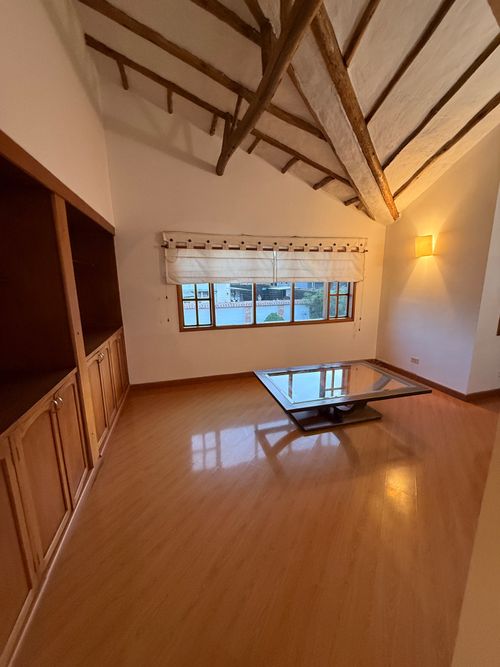 Casa de 4 alcobas en venta en San Jose De Bavaria, Bogotá, 250 m² · foto 13 de 24