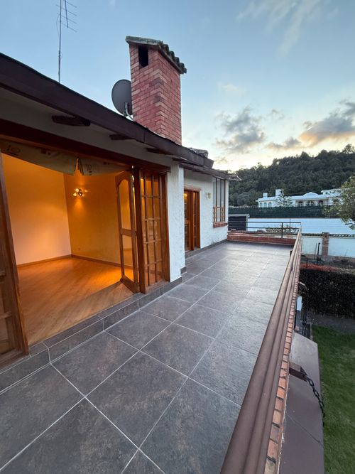 Casa de 4 alcobas en venta en San Jose De Bavaria, Bogotá, 250 m² · foto 21 de 24