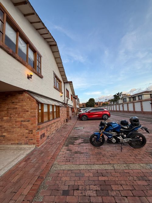 Casa de 4 alcobas en venta en San Jose De Bavaria, Bogotá, 250 m² · foto 17 de 24