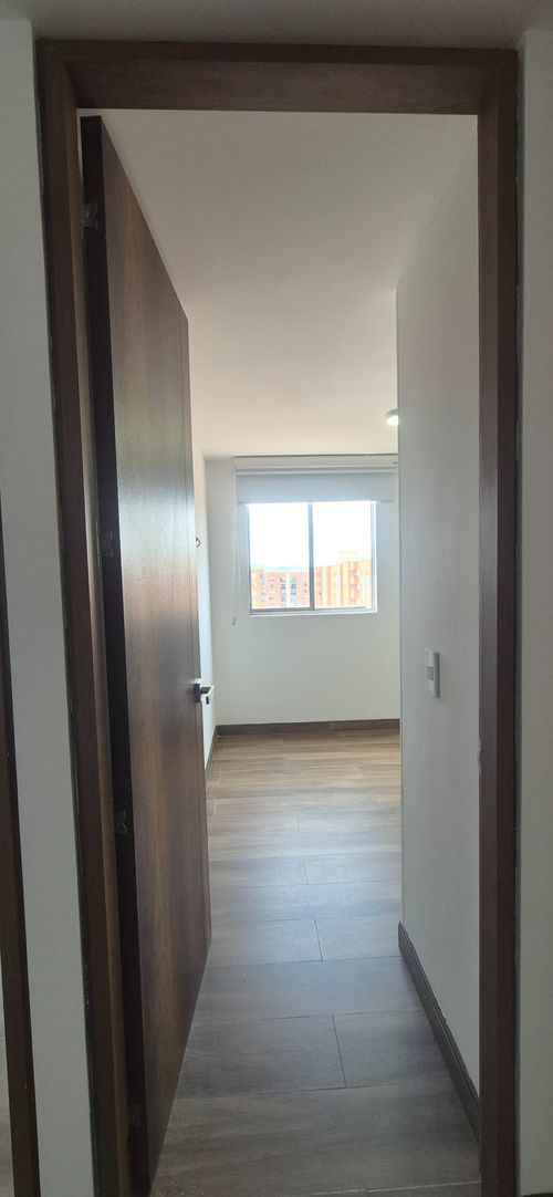 Apartamento de 3 alcobas en arriendo en La Prosperidad, Madrid, 52 m² · foto 22 de 24