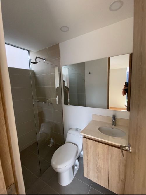 Apartamento de 2 alcobas en venta en San Remo, Sabaneta, 65 m² · foto 8 de 12