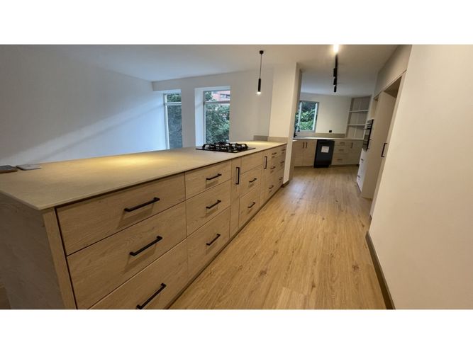 Apartamento de 3 alcobas en arriendo en Patio Bonito, Medellín, 210 m² · foto 4 de 24