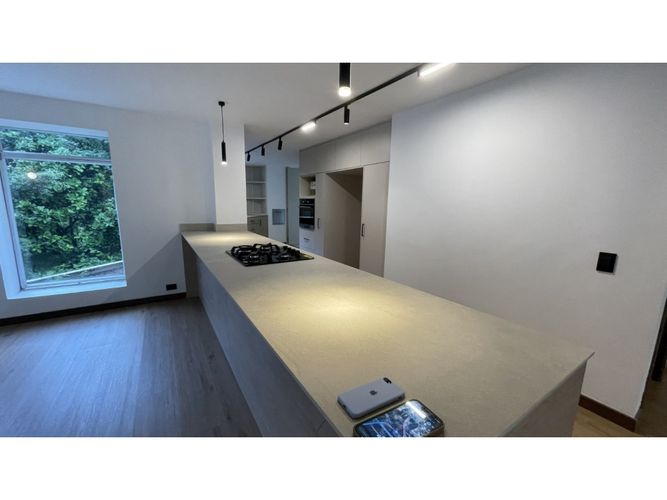 Apartamento de 3 alcobas en arriendo en Patio Bonito, Medellín, 210 m² · foto 24 de 24