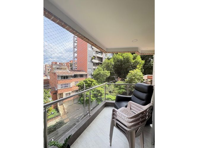 Apartamento de 3 alcobas en arriendo en Urbanizacion Barcelona, Medellín, 130 m² · foto 3 de 10