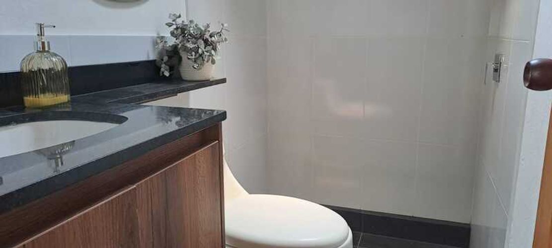 Casa de 5 alcobas en venta en Las Palmas, Envigado, 280 m² · foto 7 de 17