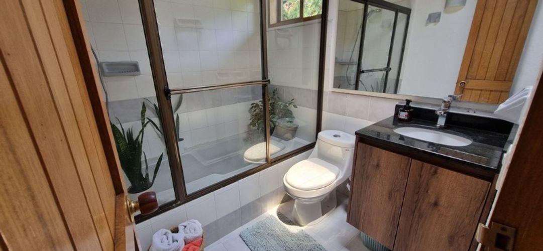 Casa de 5 alcobas en venta en Las Palmas, Envigado, 280 m² · foto 8 de 17