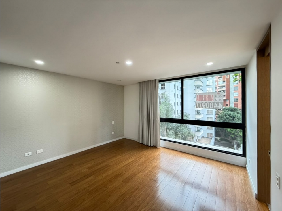 Apartamento en arriendo en Laureles, Medellín · foto 8 de 24