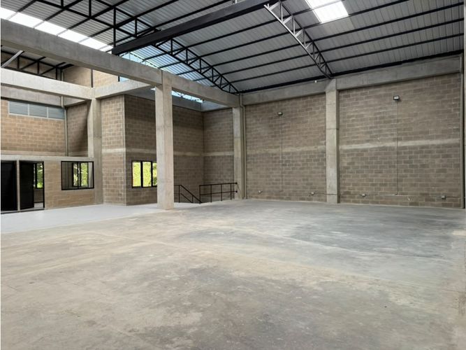 Bodega en arriendo en La Ferreira, La Estrella, 541 m² · foto 7 de 11