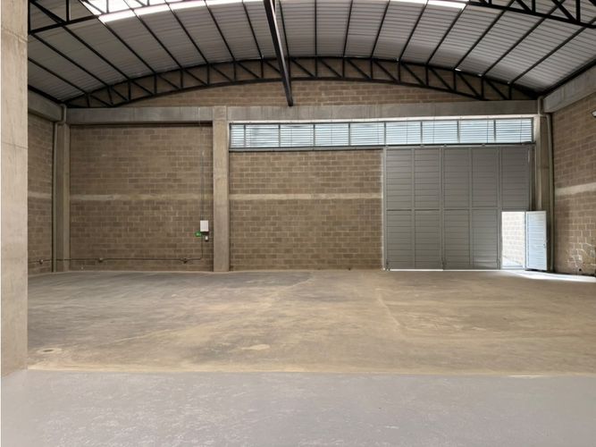 Bodega en arriendo en La Ferreira, La Estrella, 541 m² · foto 8 de 11
