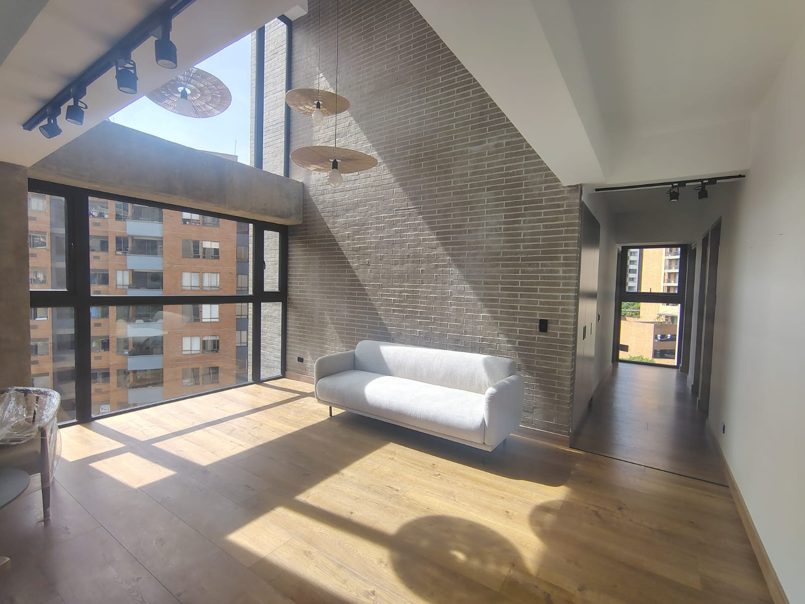 Apartamento en arriendo en El Poblado, Medellín · foto 6 de 19
