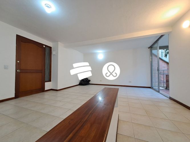 Apartamento de 3 alcobas en venta en El Poblado, Medellín · foto 3 de 17