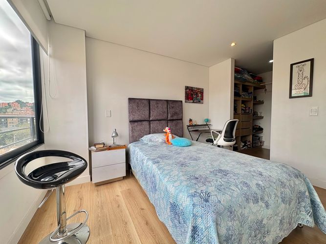 Apartamento de 3 alcobas en arriendo en Las Villas, Bogotá, 105 m² · foto 5 de 12