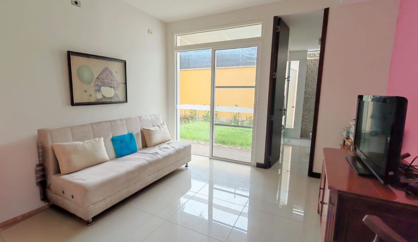 Casa de 3 alcobas en venta en Llanuras De Castillo, Jamundí, 150 m² · foto 2 de 15
