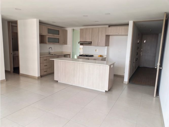 Apartamento de 3 alcobas en venta en San Jose, Sabaneta, 104 m² · foto 4 de 10