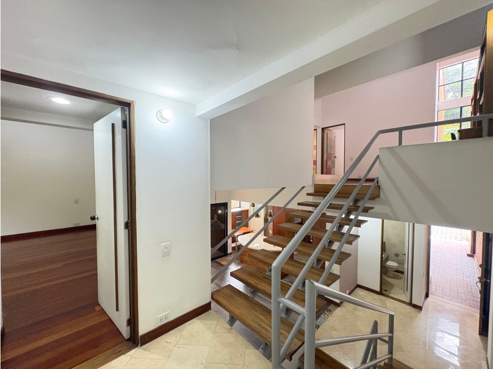 Casa en arriendo en El Poblado, Medellín · foto 13 de 24