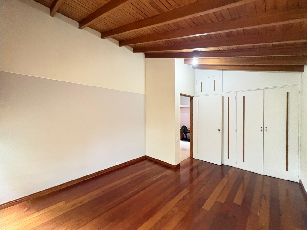 Casa en arriendo en El Poblado, Medellín · foto 17 de 24