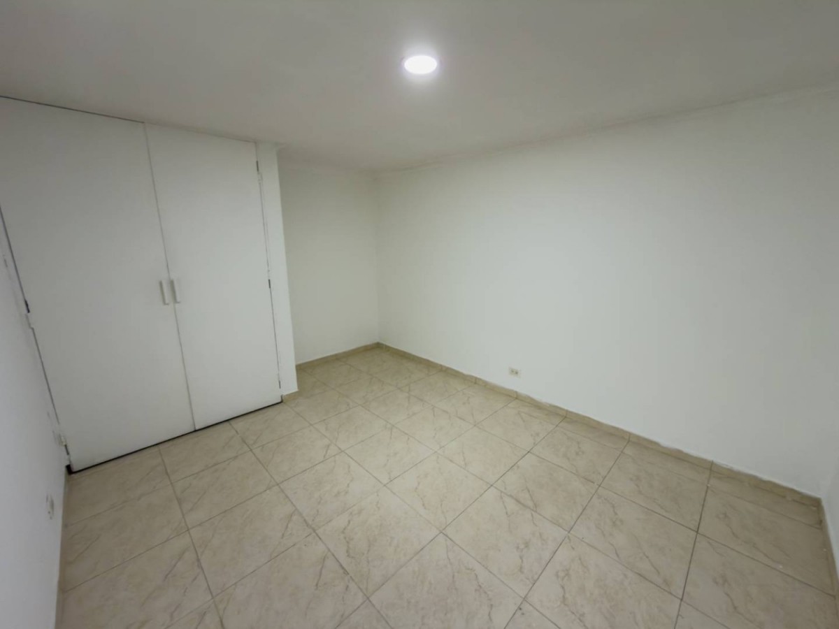 Apartamento en arriendo en El Jazmin, Bogotá · foto 6 de 24
