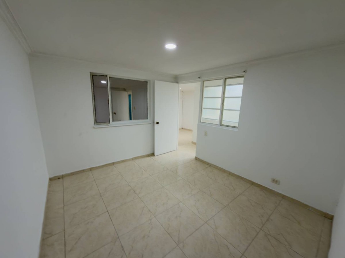 Apartamento en arriendo en El Jazmin, Bogotá · foto 8 de 24