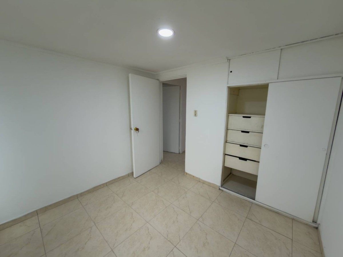 Apartamento en arriendo en El Jazmin, Bogotá · foto 10 de 24