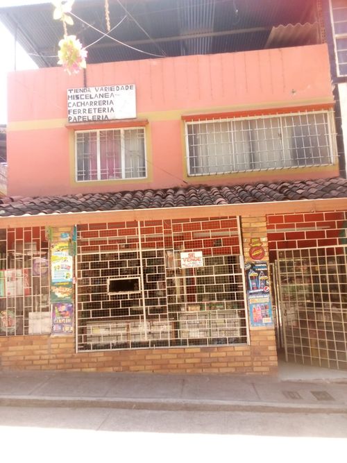 Casa de 5 alcobas en venta en Paseo Real I, Piedecuesta, 217 m² · foto 4 de 4