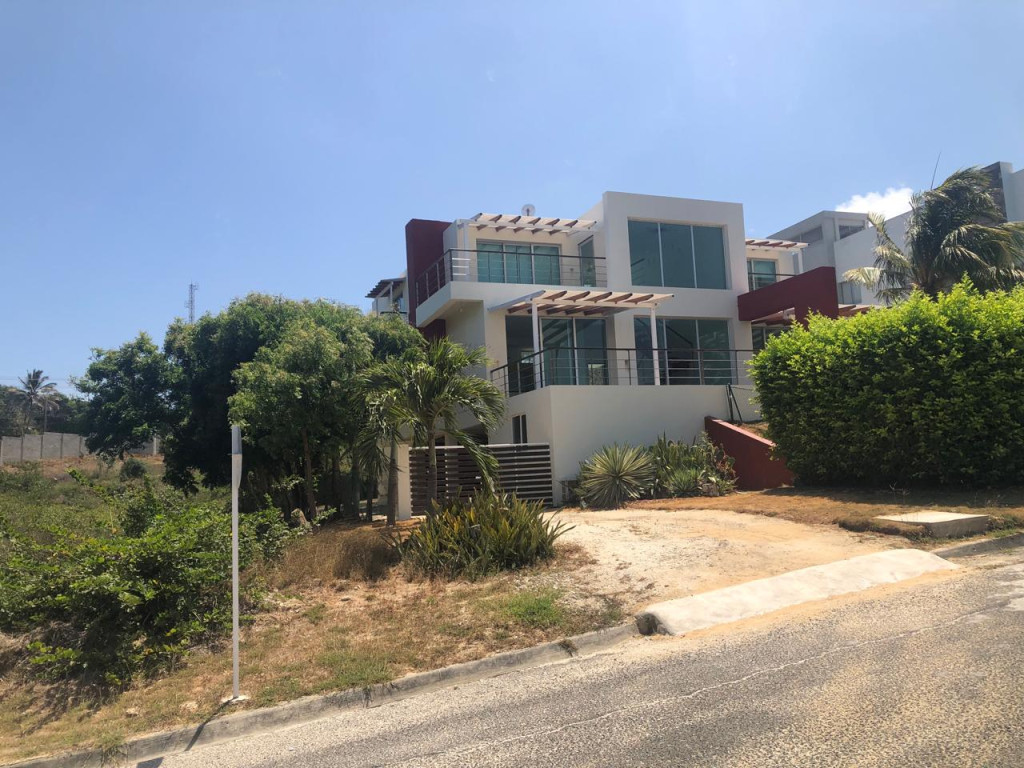 Casa en venta en Pradomar, Atlántico · foto 2 de 24