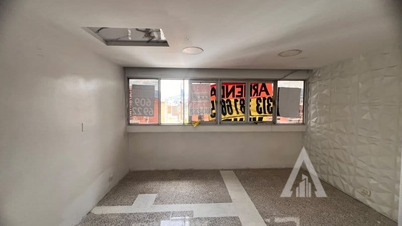 Oficina en venta en La Candelaria, Medellín, 23 m² · foto 4 de 16