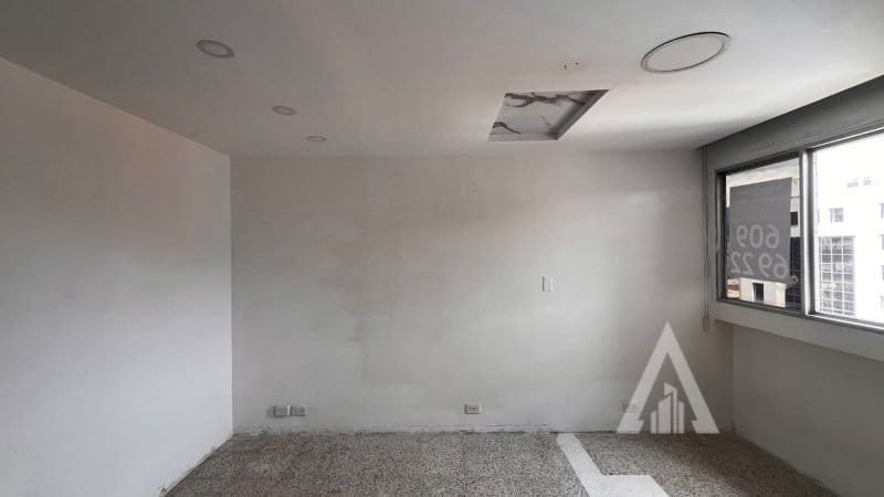 Oficina en venta en La Candelaria, Medellín, 23 m² · foto 13 de 16