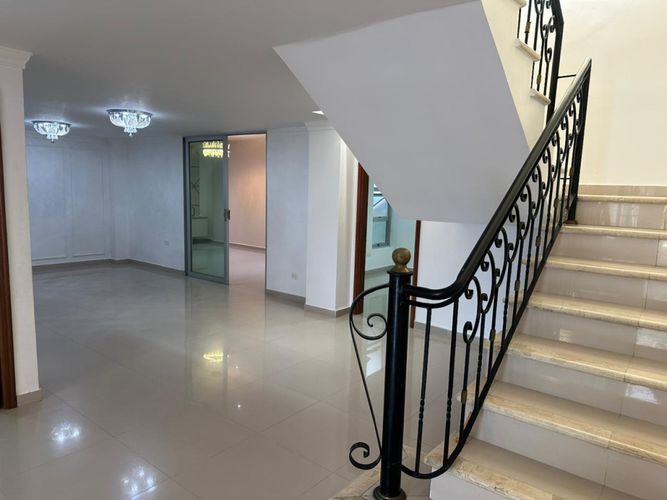 Casa de 4 alcobas en venta en Villa Del Este, Barranquilla, 250 m² · foto 5 de 12