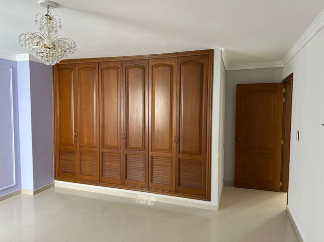 Casa de 4 alcobas en venta en Villa Del Este, Barranquilla, 250 m² · foto 9 de 12