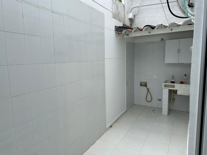 Casa de 4 alcobas en venta en Villa Del Este, Barranquilla, 250 m² · foto 11 de 12