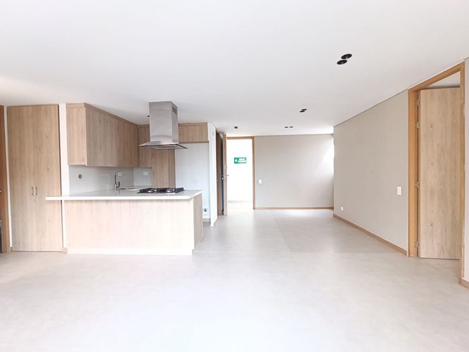 Apartamento de 2 alcobas en arriendo en San Diego, Medellín, 70 m² · foto 3 de 15