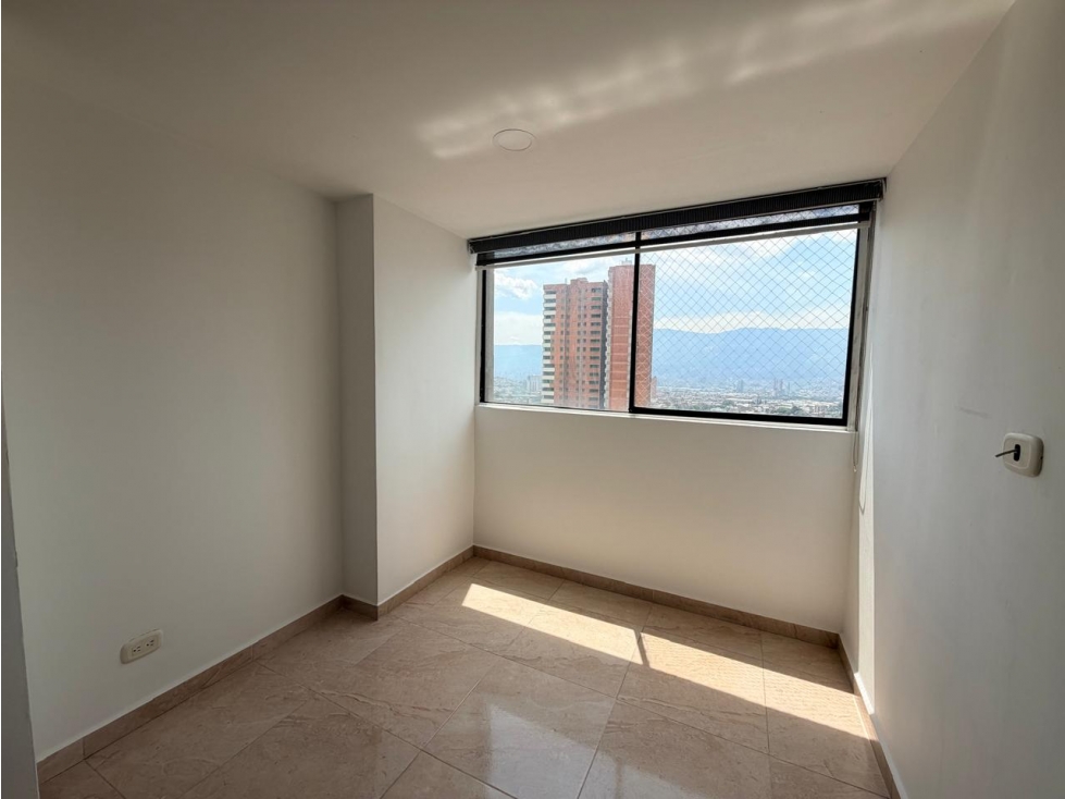 Apartamento en venta en Suramérica, La Estrella · foto 5 de 11