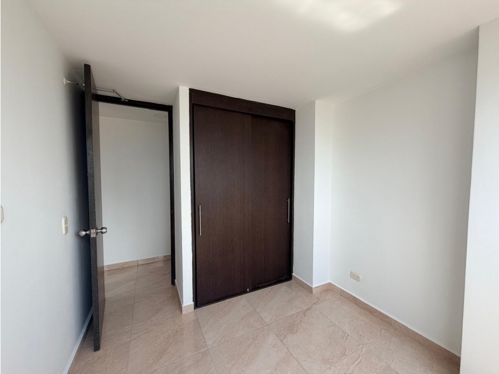 Apartamento en venta en Suramérica, La Estrella · foto 6 de 11