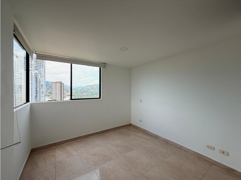 Apartamento en venta en Suramérica, La Estrella · foto 9 de 11