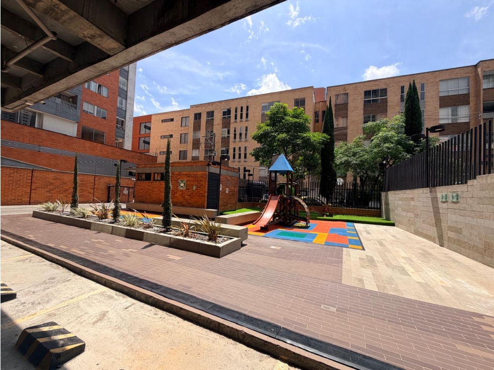 Apartamento en venta en Suramérica, La Estrella · foto 11 de 11