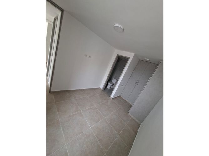 Apartamento de 2 alcobas en venta en Valle Del Lili, Cali, 65 m² · foto 19 de 20
