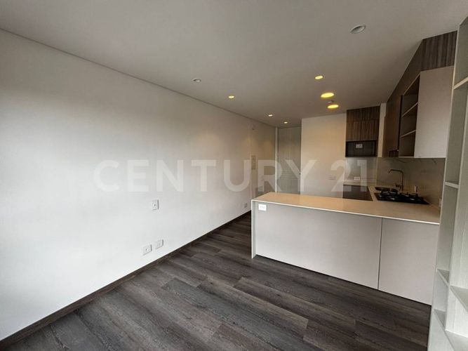 Apartaestudio en venta en El Virrey, Bogotá, 44 m² · foto 3 de 14