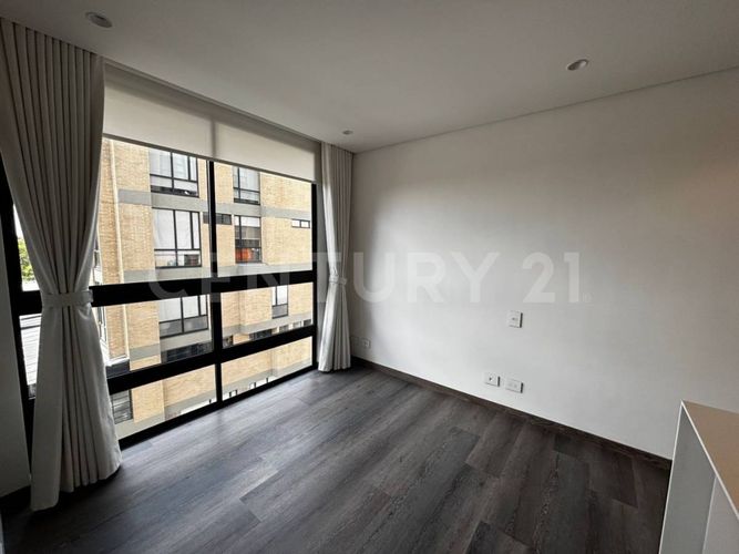Apartaestudio en venta en El Virrey, Bogotá, 44 m² · foto 5 de 14