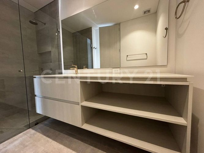 Apartaestudio en venta en El Virrey, Bogotá, 44 m² · foto 8 de 14