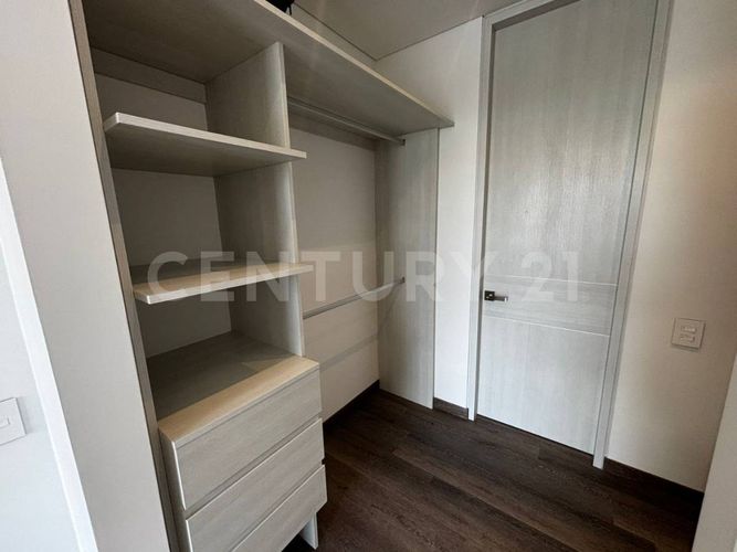 Apartaestudio en venta en El Virrey, Bogotá, 44 m² · foto 10 de 14