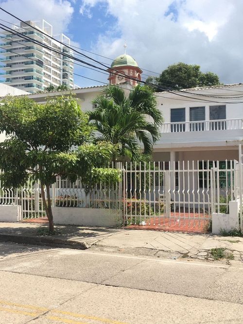 Casa de 4 alcobas en arriendo en Manga, Cartagena, 264 m² · foto 8 de 12