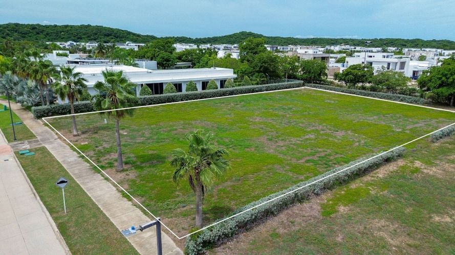 Lote en venta en Punta Canoa, Cartagena, 2400 m² · foto 3 de 6
