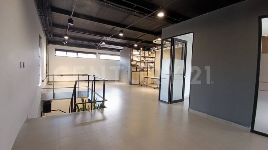 Edificio en venta en 7 De Agosto, Villavicencio, 300 m² · foto 3 de 18